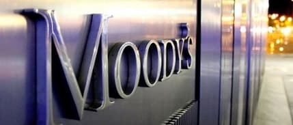 Moody's 18 Türk bankasının notunu düşürdü