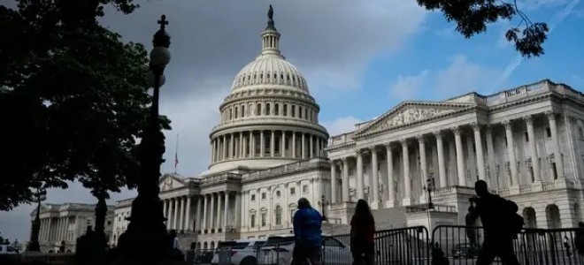 Moody's, ABD'nin kredi notunu düşürdü