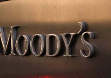 Moody's Şekerbank'ın notlarını üç kademe birden yükseltti