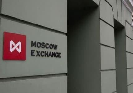 Moskova Borsası'nda dolar ve euro cinsinden işlemler sonlandırılıyor
