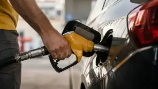 Motorin litre fiyatı 85 TL barajını geçti