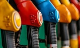Motorine zam geldi: Motorin yeniden benzinin üzerine çıktı
