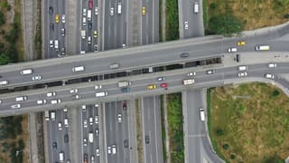 Motorlu kara taşıtları 2024'te 382,8 milyar kilometre yol yaptı