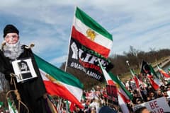 Muhalif halk da ayaklanırsa rejim mi devlet mi çöker?