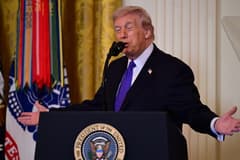 Müzakereler sürerken Trump'tan açıklama: Hürmüz Boğazı’nı temizlemeye başlıyoruz