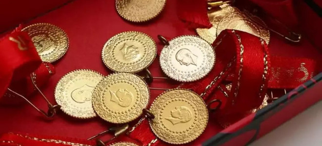 Altın, Fed kayıplarını geri almaya çalışıyor