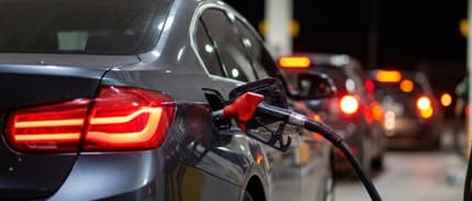 Gece yarısı tabelalar değişiyor: Motorine zam geliyor