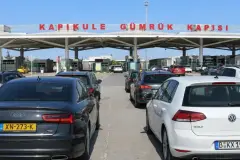 Yabancı plakalı araçlar için yeni düzenleme: Borcunu ödemeyen sınırdan geçemeyecek