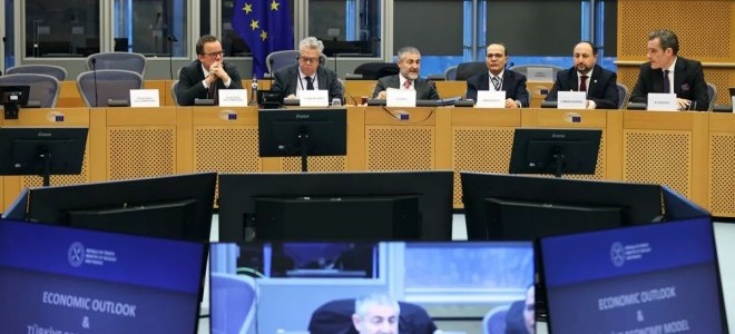 Bakan Nebati, Brüksel'de Türkiye Ekonomi Modeli'ni anlattı