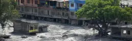 Nepal'de can kaybı sayısı 1050'ye yükseldi