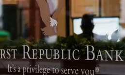 New York borsası, First Republic Bank'ın JPMorgan'a satılmasının ardından karışık seyirle açıldı