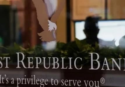 New York borsası, First Republic Bank'ın JPMorgan'a satılmasının ardından karışık seyirle açıldı