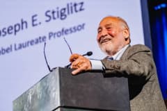 Nobel ödüllü ekonomistten maliyet krizi uyarısı