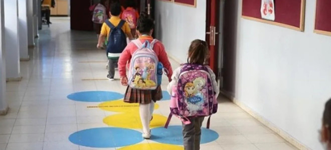 Okullarda yeni dönem: Kıyafet zorunluluğunun detayları açıklandı