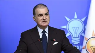 Ömer Çelik: Cumhurbaşkanımızı Franco ile kıyaslamak akıl dışıdır