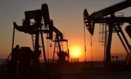 OPEC’in üretimi azaltma kararıyla Brent’teki artış sürüyor