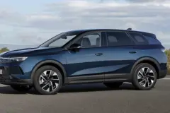 Opel ağustos fiyat listelerini güncelledi