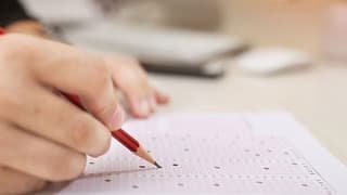 ÖSYM Başkanı Ersoy açıkladı: Sınav sorularını yapay zeka üretecek