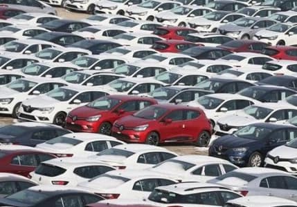 Otomobil ve hafif ticari araç pazarı 8 ayda %46 daraldı
