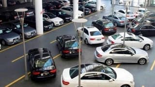 Otomobilde talep artarken reel fiyatlar düşüyor