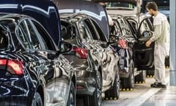 Otomotiv sanayi ihracatta liderlik koltuğunu bırakmıyor