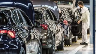 Otomotiv sanayi ihracatta liderlik koltuğunu bırakmıyor