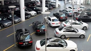 Otomotiv satışları temmuzda 100 bin barajını aştı