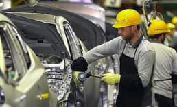 Otomotiv sektöründe kan kaybı: Hisseler değer kaybediyor!