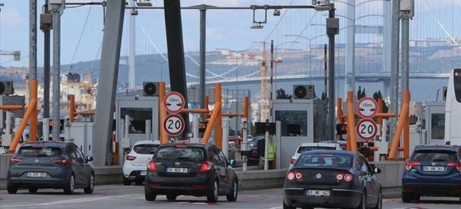 Otoyol geçiş ücretlerinde otomatik zam uygulaması başladı
