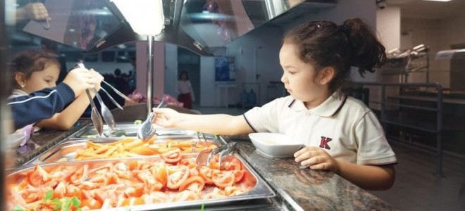 Özel okullara sanayiciden 