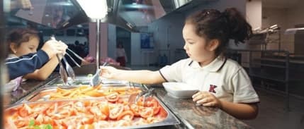 Özel okullara sanayiciden 