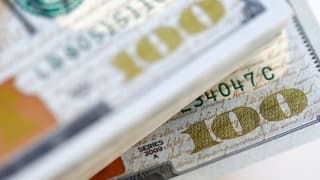 Özel sektörün yurt dışı kredi borcu 1,8 milyar dolar arttı