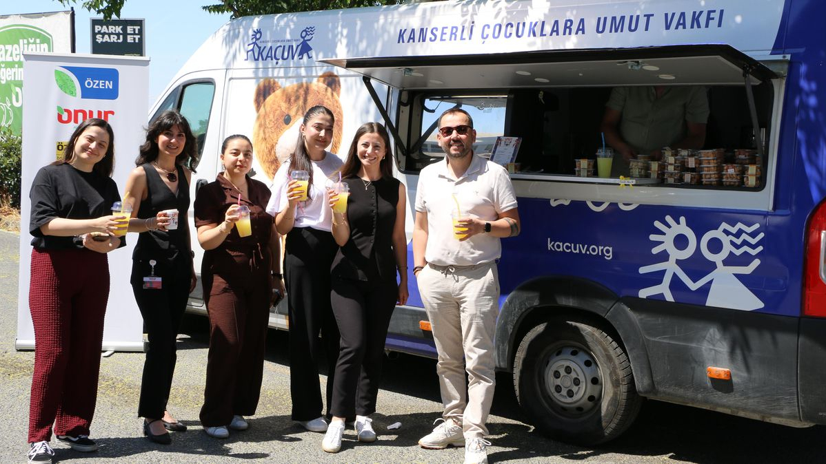 Özen Grup & KAÇUV iş birliği ile ‘Umut Kafe’ projesi hayata geçirildi