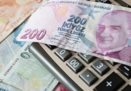 Özgür Erdursun: Zam döneminin en dikkat çekici başlığı milletvekili maaşları olacak