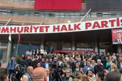 Özgür Özel'den CHP Genel Merkezi'ndeki gerginlik hakkında açıklama