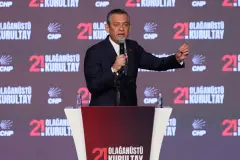 Özgür Özel olağanüstü kurultay için yeterli imza sayısına ulaştı