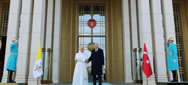 Papa 14. Leo: Türkler harika bir geçmişe sahip