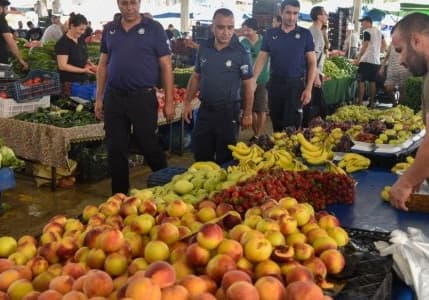 Pazarlarda gürültülü satışa 1295 TL para cezası