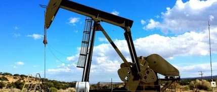 Petrol fiyatları 51 dolar düzeyine yükseldi