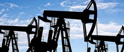 Petrol fiyatları ABD’nin Venezuela yaptırımlarıyla yükseldi