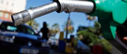 Petrol fiyatları ABD yaptırımları etkisiyle yükseldi