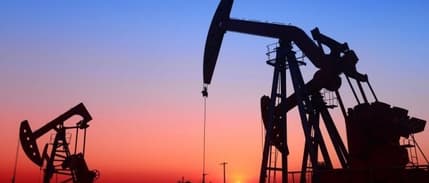 Petrol fiyatları ABD yaptırımları ve OPEC kısıntıları etkisiyle yükseldi