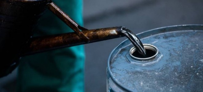 Petrol fiyatları arzda aksaklık endişeleriyle 64 doları aştı