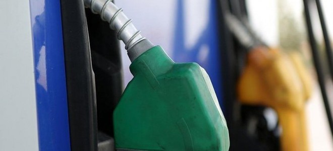 Petrol fiyatları Çin’den gelen talebin artmasıyla yükseldi
