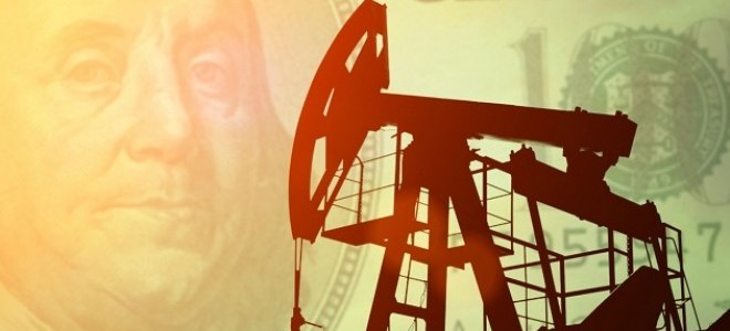 Petrol fiyatları düştü, altın yatay