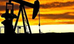 Petrol fiyatları Fed Başkanı konuşması öncesinde yükseldi