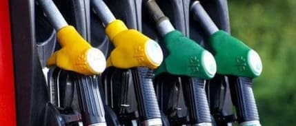 Petrol fiyatları küresel ekonomiye yönelik endişelerle düştü