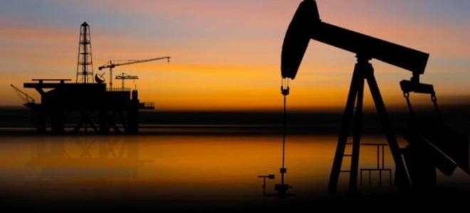 Petrol fiyatları küresele ekonomik büyüme endişeleriyle düştü