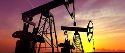 Petrol fiyatları rekor üretim beklentisiyle düştü