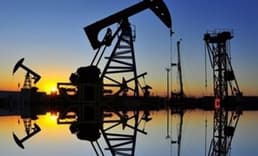 Petrol fiyatları ticaret endişeleri etkisiyle düştü